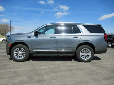 2022 GMC Yukon, $52900. Photo 2