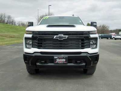 2025 Chevrolet 2500 Crew Cab, $. Photo 10