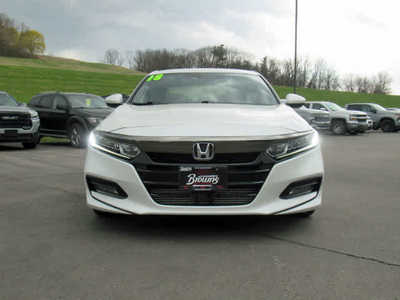 2018 Honda Accord, $18500. Photo 11