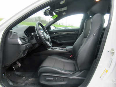2018 Honda Accord, $18500. Photo 4