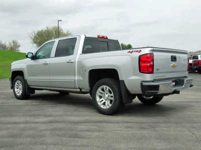 2018 Chevrolet 1500 Crew Cab, $28500. Photo 3