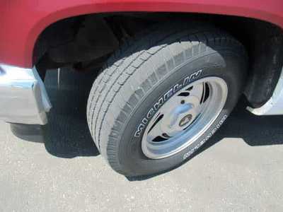1990 Chevrolet 2500 Reg Cab, $8500. Photo 6