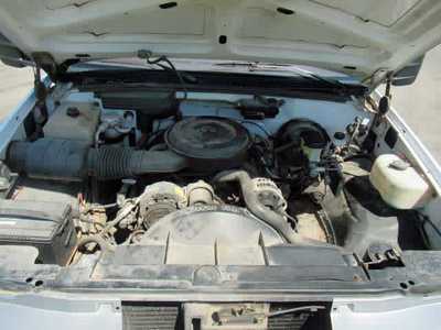 1990 Chevrolet 2500 Reg Cab, $8500. Photo 7