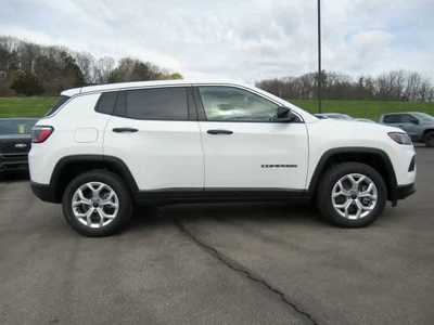 2025 Jeep Compass, $. Photo 12