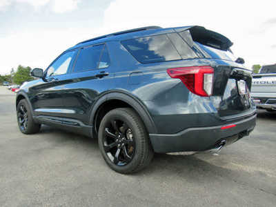 2023 Ford Explorer, $41700. Photo 3
