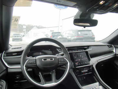2024 Jeep Grand Cherokee L, $39300. Photo 6