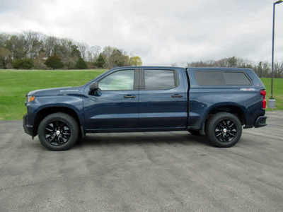 2021 Chevrolet 1500 Crew Cab, $28900. Photo 2