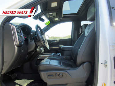 2021 Chevrolet 1500 Crew Cab, $47900. Photo 4