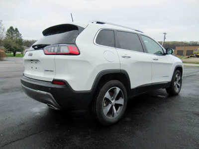 2019 Jeep Cherokee, $18500. Photo 7