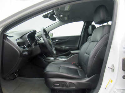 2017 Chevrolet Malibu, $15500. Photo 3