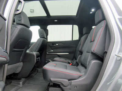 2025 Chevrolet Traverse, $57900. Photo 4