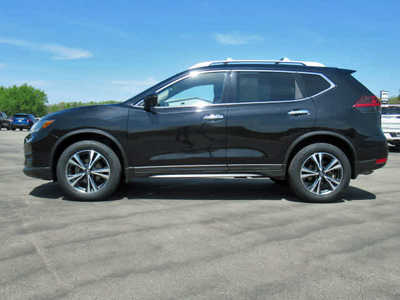 2019 Nissan Rogue, $17900. Photo 2