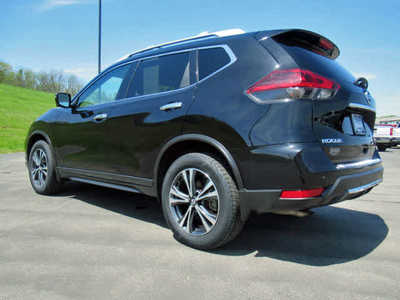 2019 Nissan Rogue, $17900. Photo 3