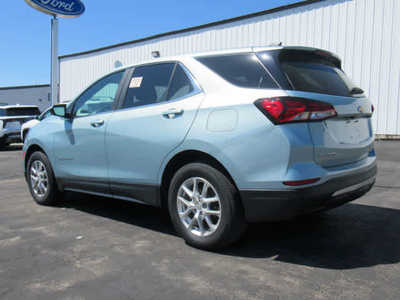2022 Chevrolet Equinox, $24900. Photo 2