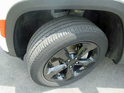 2022 Jeep Grand Cherokee L, $33900. Photo 8