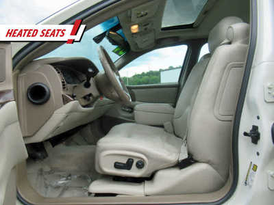 2004 Buick Park Avenue, $8500. Photo 4