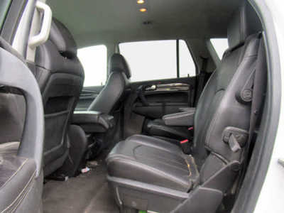 2017 Buick Enclave, $12900. Photo 4