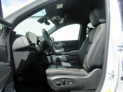 2024 Chevrolet Traverse, $56900. Photo 3