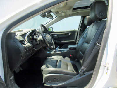 2016 Chevrolet Impala, $8900. Photo 3