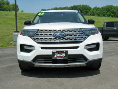 2023 Ford Explorer, $36900. Photo 12