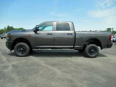 2025 RAM 2500 Crew Cab, $. Photo 2