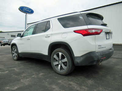 2020 Chevrolet Traverse, $23900. Photo 2