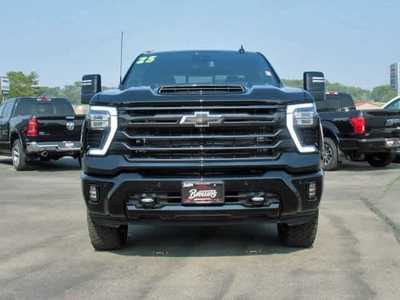 2025 Chevrolet 2500 Crew Cab, $. Photo 10