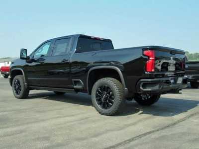 2025 Chevrolet 2500 Crew Cab, $. Photo 3