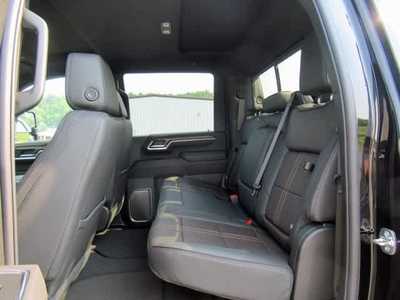 2025 Chevrolet 2500 Crew Cab, $. Photo 5