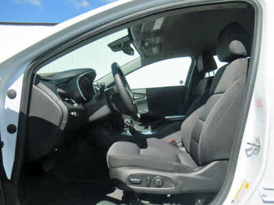 2024 Chevrolet Malibu, $21500. Photo 3