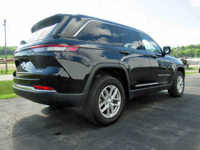 2024 Jeep Grand Cherokee, $35900. Photo 7