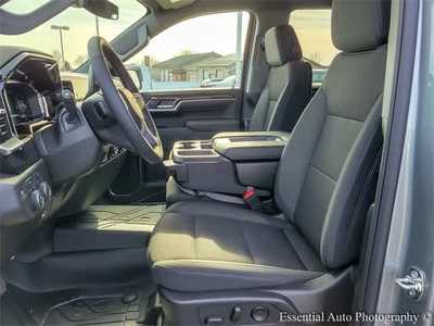 2025 Chevrolet 1500 Crew Cab, $. Photo 8