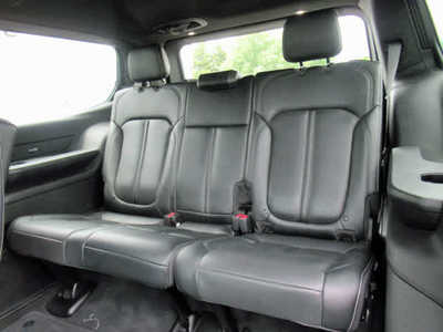 2022 Jeep Wagoneer, $44900. Photo 5