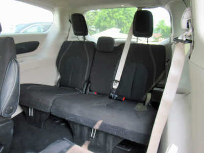 2024 Chrysler Voyager, $27500. Photo 5