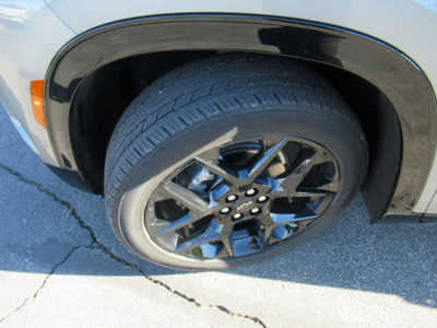 2025 Chevrolet Traverse, $56900. Photo 8