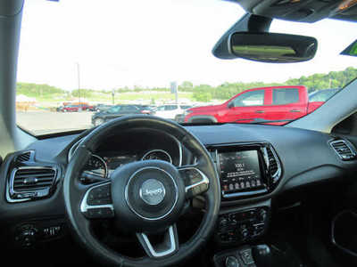 2019 Jeep Compass, $16900. Photo 6