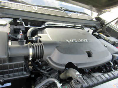 2021 Chevrolet Colorado Crew Cab, $34900. Photo 8