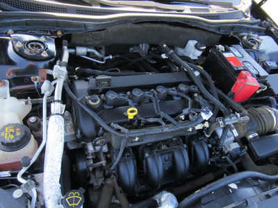 2012 Ford Fusion, $5900. Photo 8