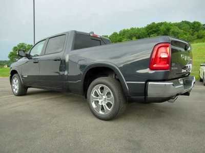 2025 RAM 1500 Crew Cab, $. Photo 3