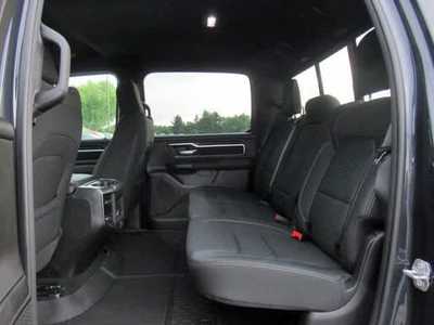 2025 RAM 1500 Crew Cab, $. Photo 5