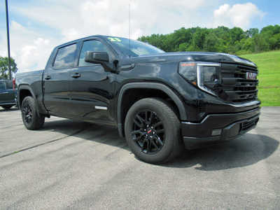 2023 GMC 1500 Crew Cab, $45900. Photo 12