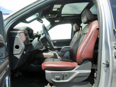 2022 Ford Expedition, $52900. Photo 3