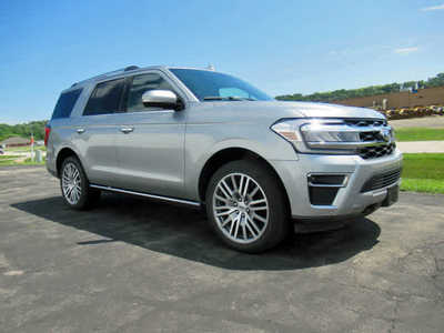 2022 Ford Expedition, $52900. Photo 7