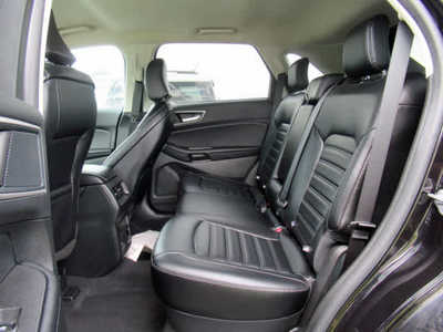 2024 Ford Edge, $32900. Photo 4