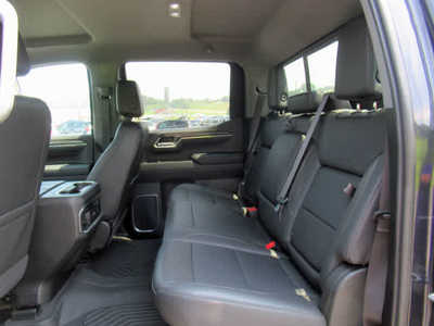2024 Chevrolet 1500 Crew Cab, $53900. Photo 5