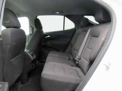 2021 Chevrolet Equinox, $20900. Photo 4