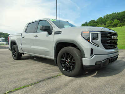 2024 GMC 1500 Crew Cab, $47700. Photo 12