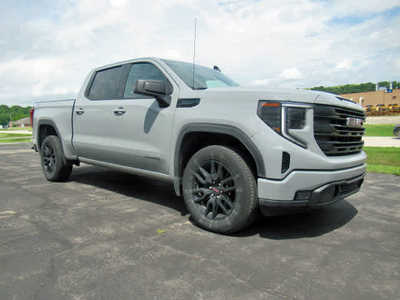 2024 GMC 1500 Crew Cab, $48900. Photo 6