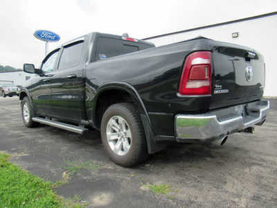 2019 RAM 1500 Crew Cab, $. Photo 2