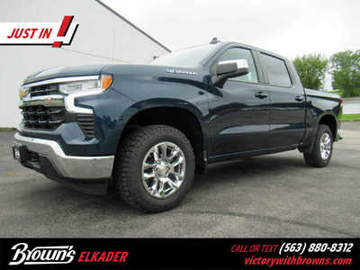 2023 Chevrolet 1500 Crew Cab, $37900. Photo 1